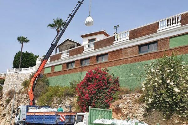 Trabajos con camión grúa
